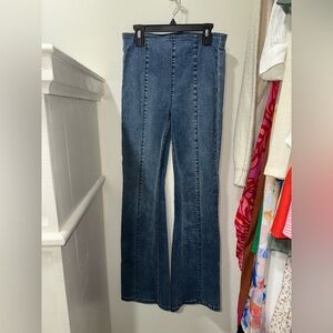 ‘We The Free’ Flare Jeans- Size 25